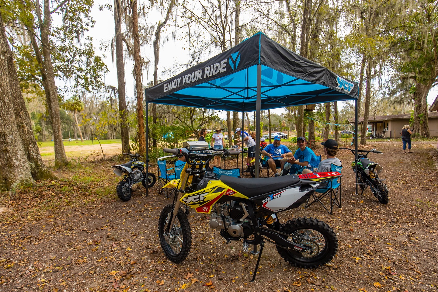 FRIDAY 🙌
Rev up for the weekend with YCF USA! 🏍️💨 Unleash the power and share your YCF adventures with us. May the sound of engines and adrenaline accompany you! 🏁✊
—
#ycf #moto #motocross #motorcycle